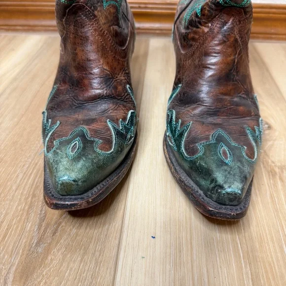 Corral Brown and Turquoise Embellished & Embroidered Snip Toe Western Boots - Picture 3 of 11